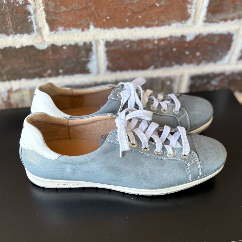 PIKOLINOS Light Blue and White Leather Sneakers